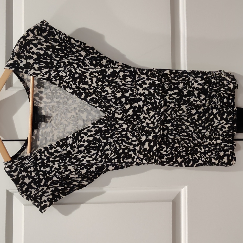 Express v neck dress top with ribbon tie